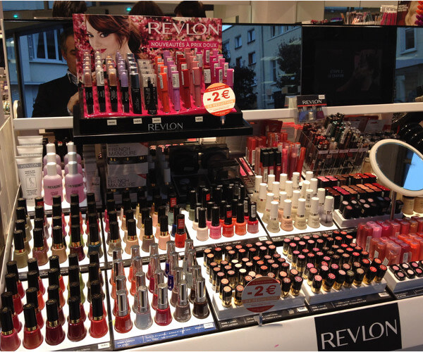 Présentoir magasin, PLV de comptoir Revlon