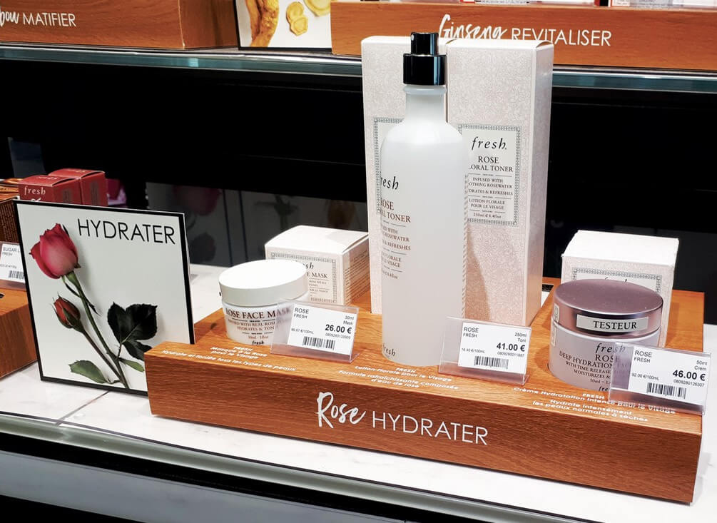 PLV Cosmétique, PLV Sephora Mobilier, PLV bois, PLV Carton : Présentoirs écologiques théâtralisation, événementielle, plv carton, habillage, Eco conception, plv bois, multi matériaux