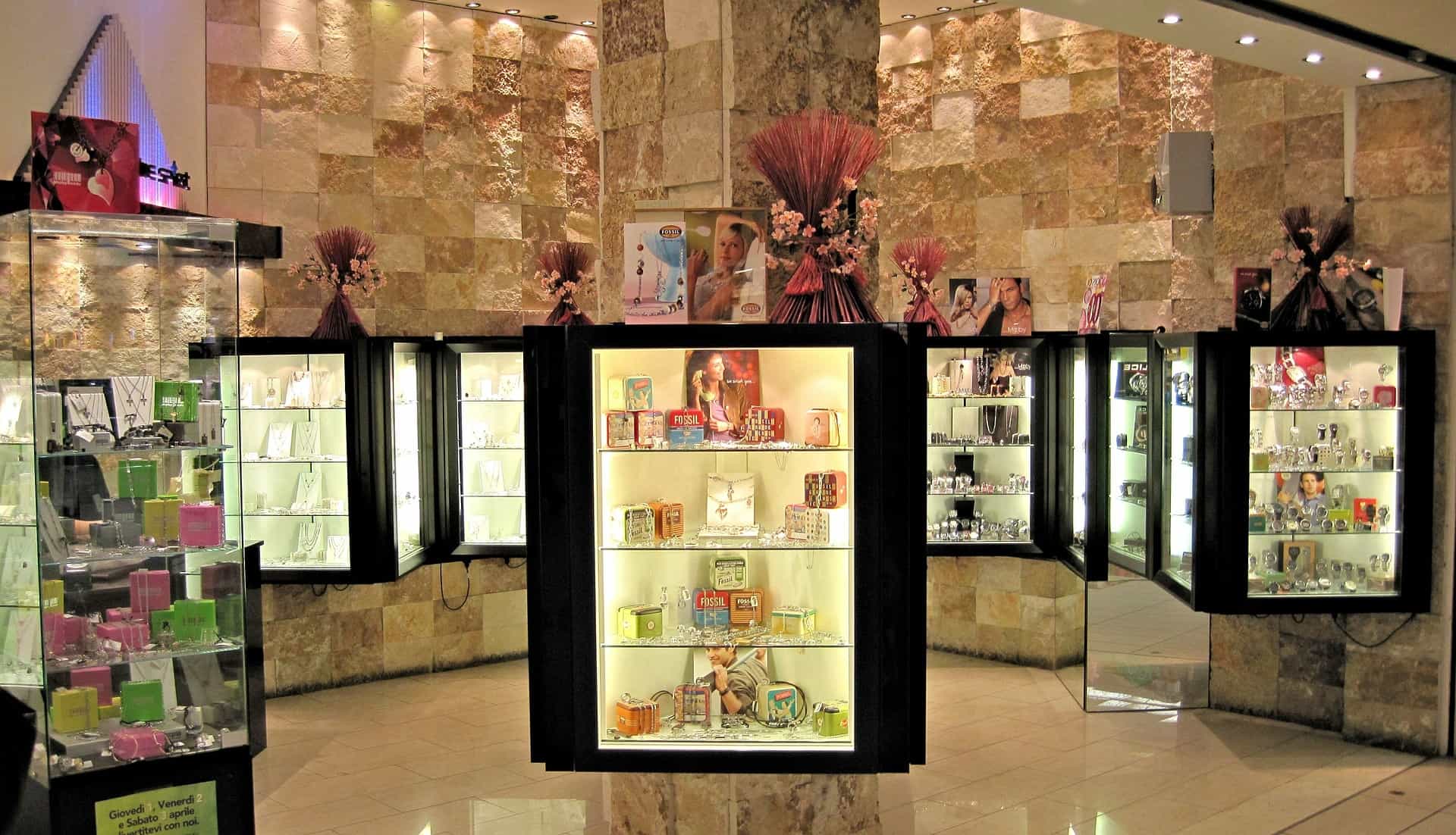showcase-g881f75496_1920
