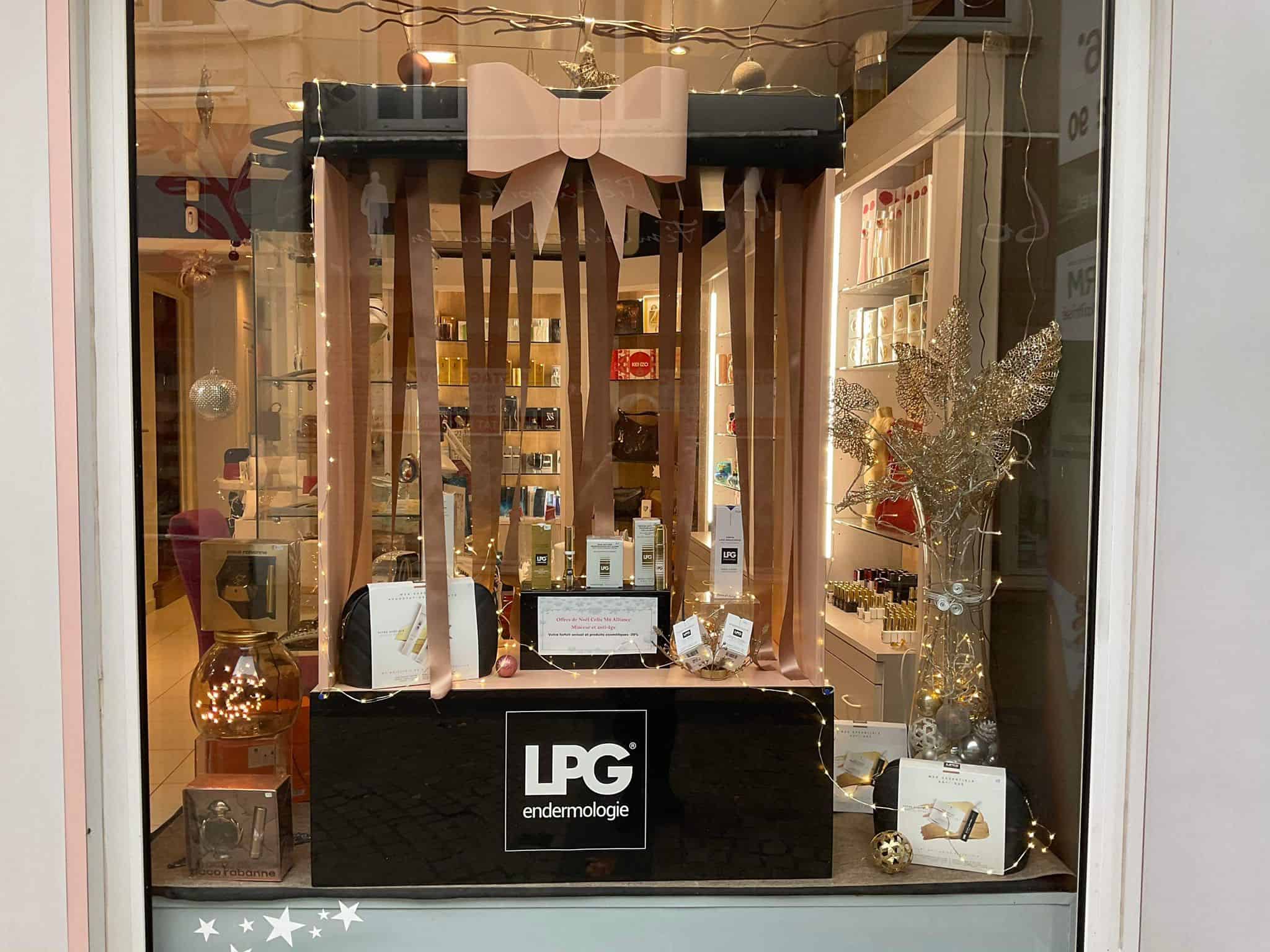 Meuble présentoir vitrine LPG doré noir