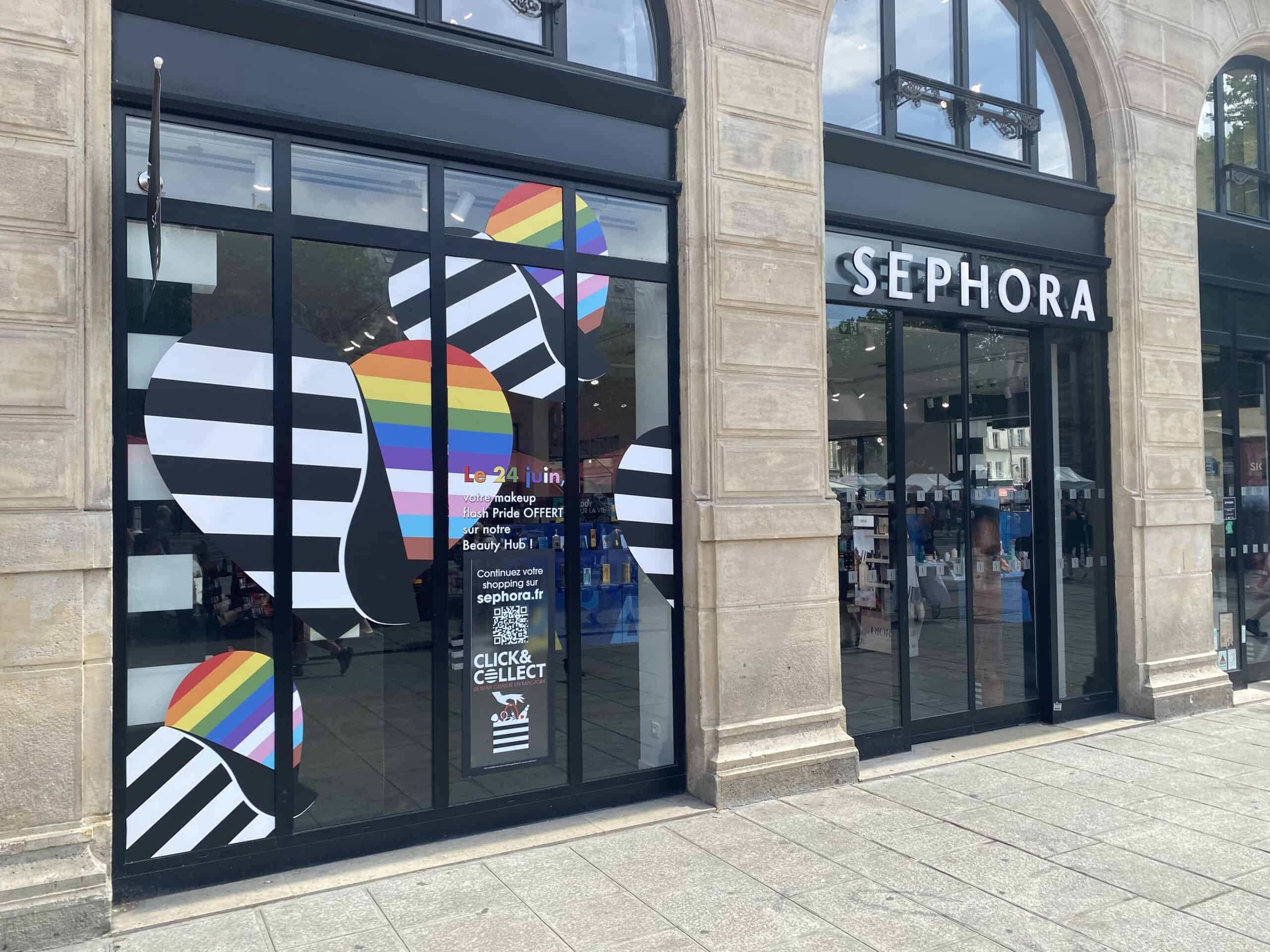 Vitrine Pride Month Sephora Saint Michel coeur coloré