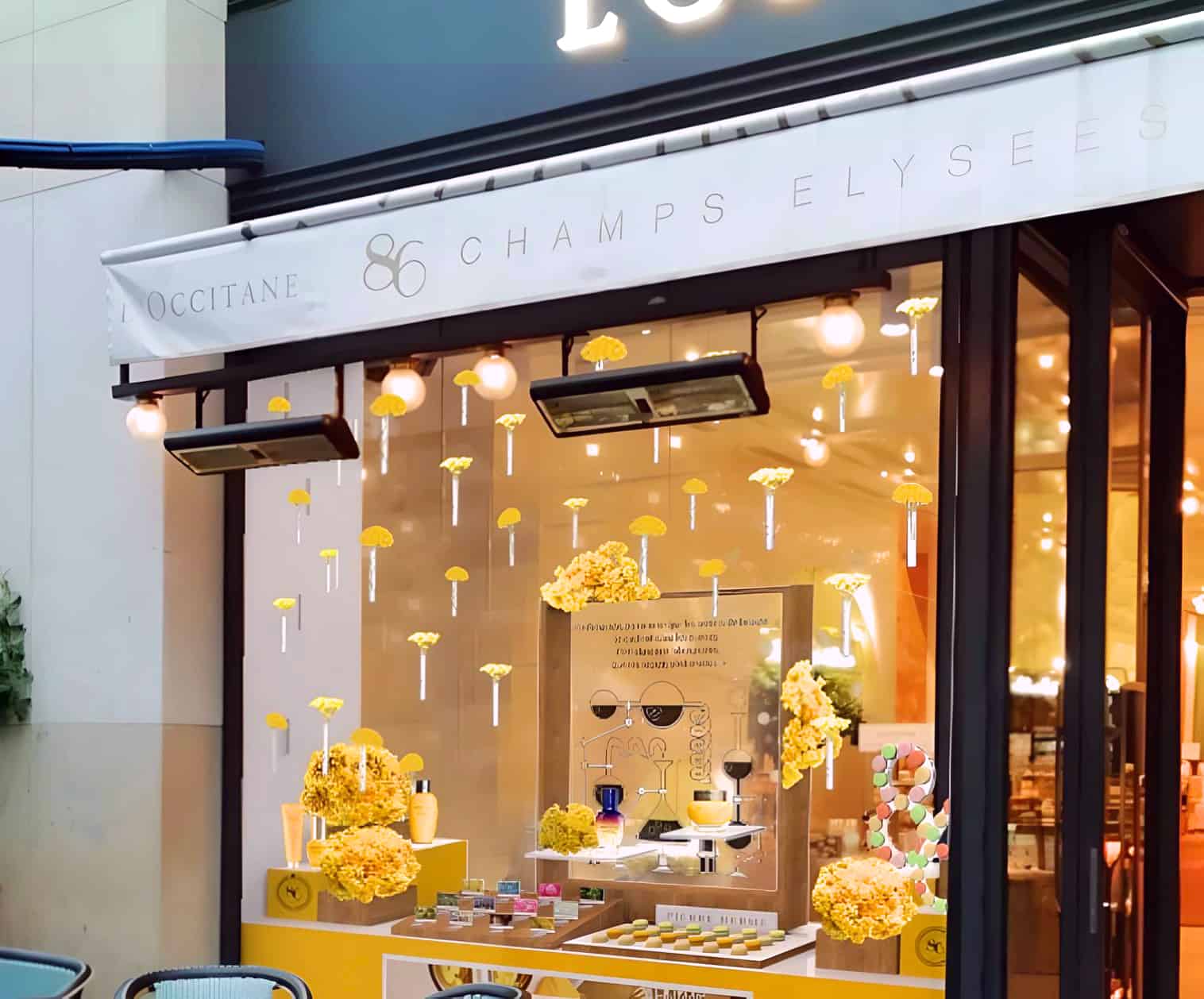 Vitrine de magasin conçue et réalisée par Mayence pour la marque l’Occitane