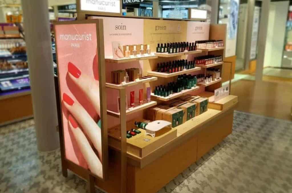 Le meuble îlot : pièce maîtresse du merchandising moderne