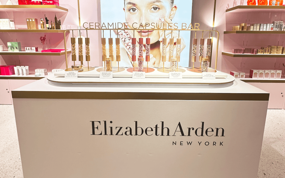 Présentoir Central pour Elizabeth Arden aux Galeries Lafayette : Prestige et Innovation