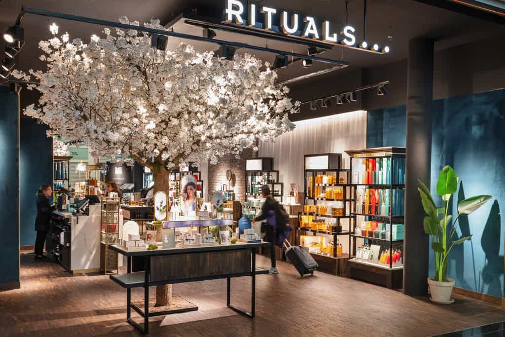 mobilier retail Rituals avec un storytelling responsable