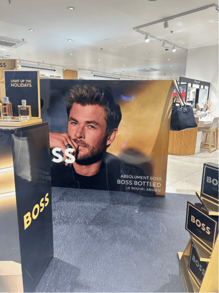 Stand BOSS XMAS pour Marionnaud : une mise en scène festive et responsable