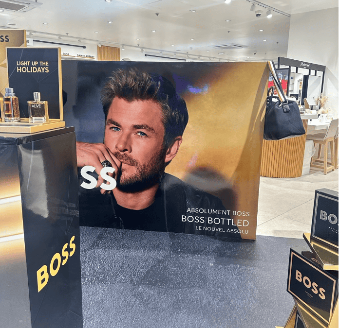Stand BOSS XMAS pour Marionnaud : une mise en scène festive et responsable