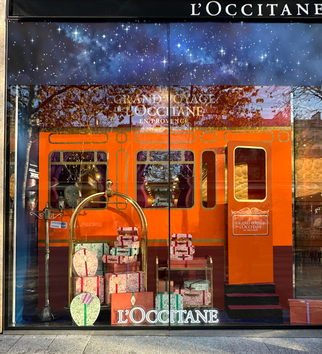 Vitrine de l’Occitane à l’occasion des fêtes de Noël réalisée par Mayence