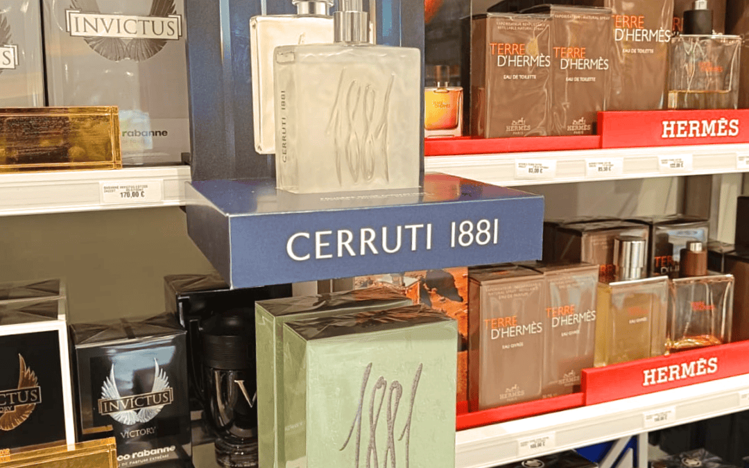 Cerruti et la mise en valeur du parfum VIVO 1881 : Un projet de présentoirs innovants