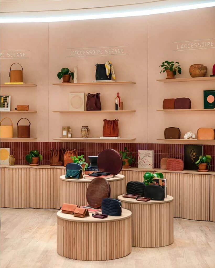 mobilier retail, magasin d'accessoires