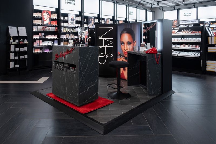 stand Nars pour lancement produit en point de vente Sephora