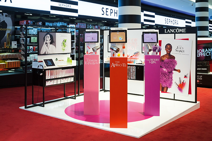 Lancement de produit Lancôme Corner au sein du magasin Sephora Champs Élysées