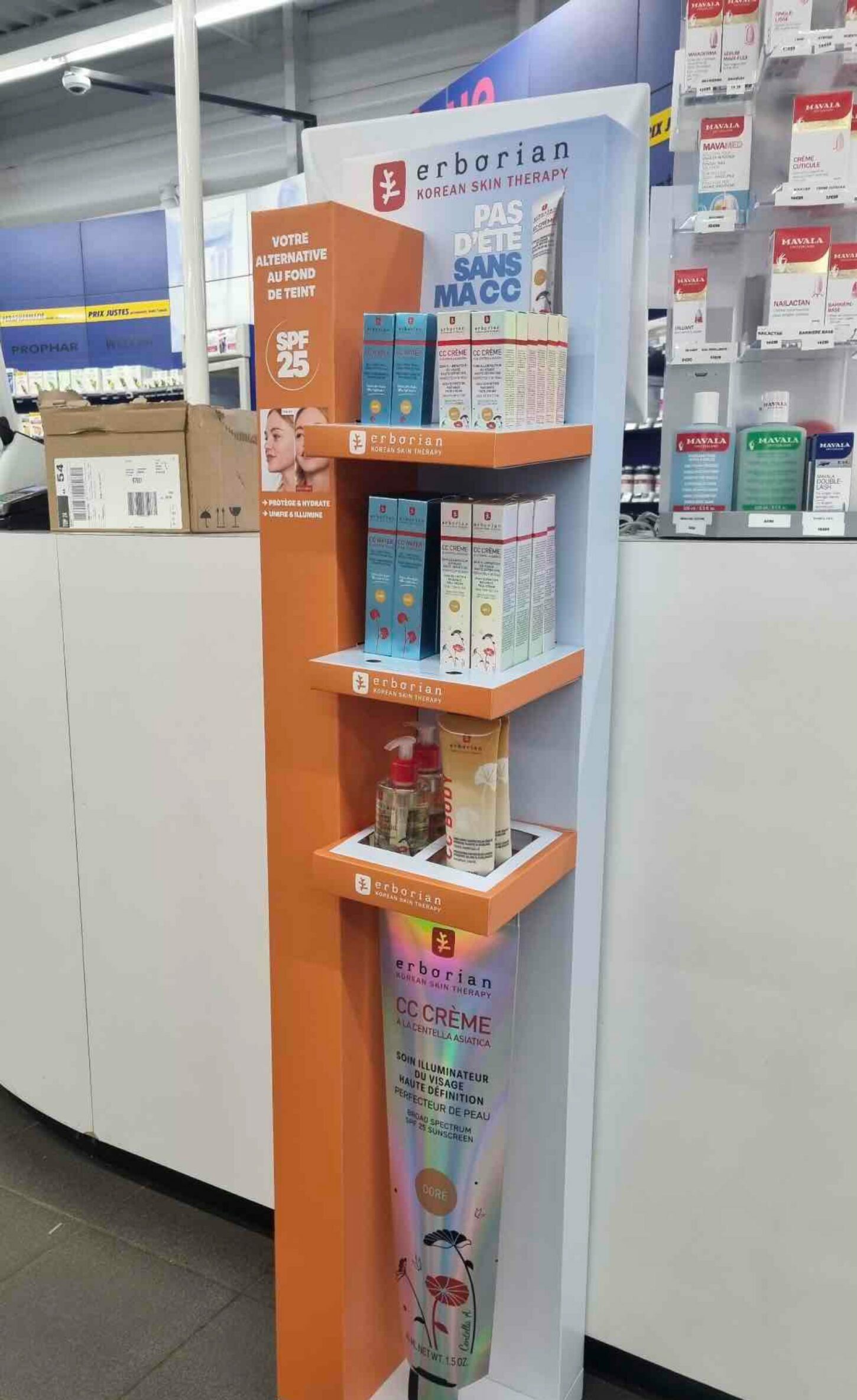 présentoir de sol pharmacie erborian par mayence