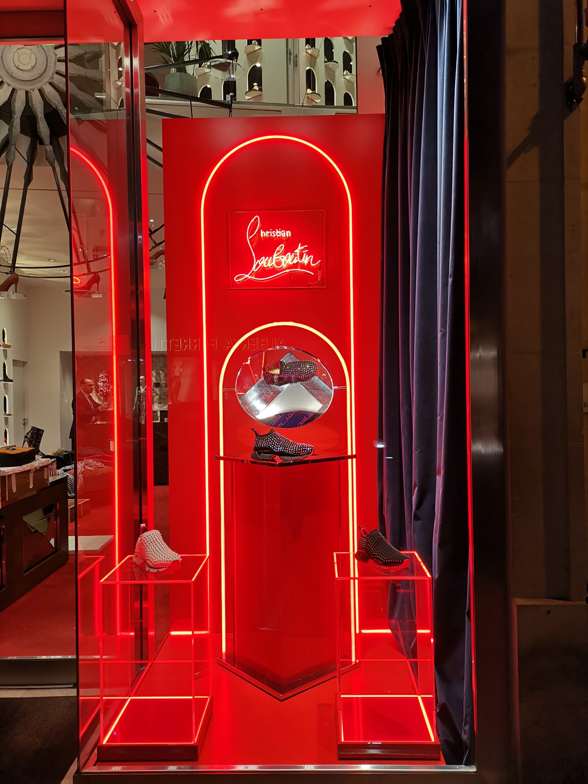 Plv louboutin par mayence