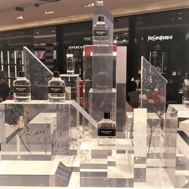 Corner Givenchy  – Sephora Champs Elysée