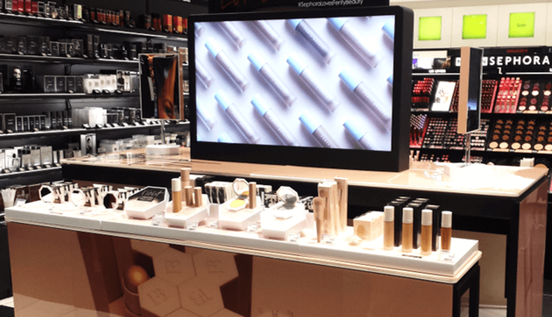 PLV Cosmétiques : Les secrets d’un merchandising de séduction efficace