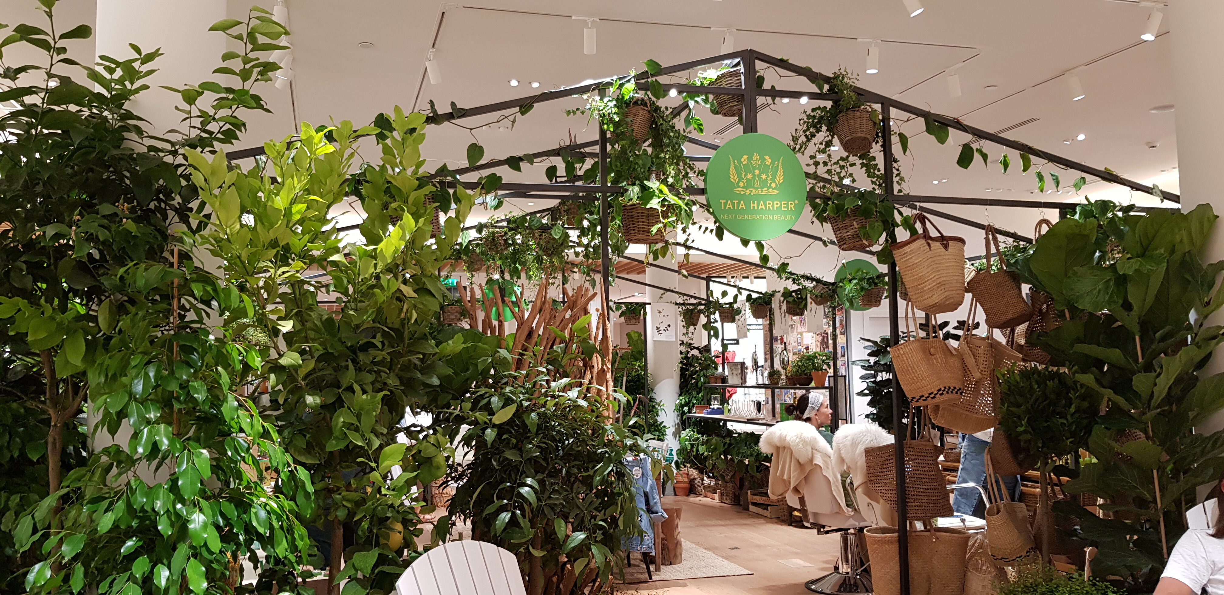 Pop up store Tata Harper – Le Bon Marché